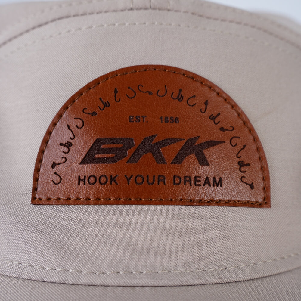 BKK Logo Five Panel Cap das Logo im Detail