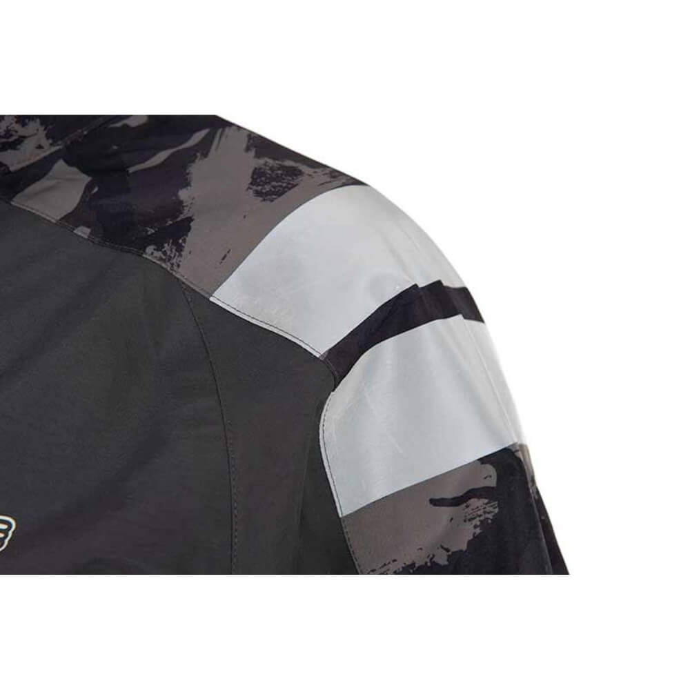 Fox Rage Camo Triple Layer Smock Reflektoren auf den Schultern